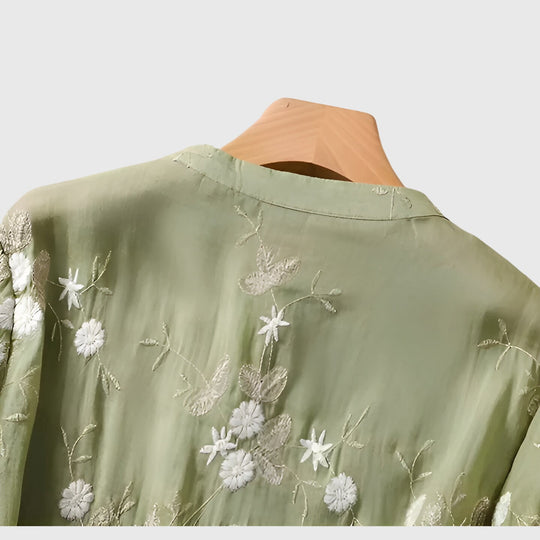 Nellie™ | Elegancka Bluzka z Haftowanymi Kwiatami
